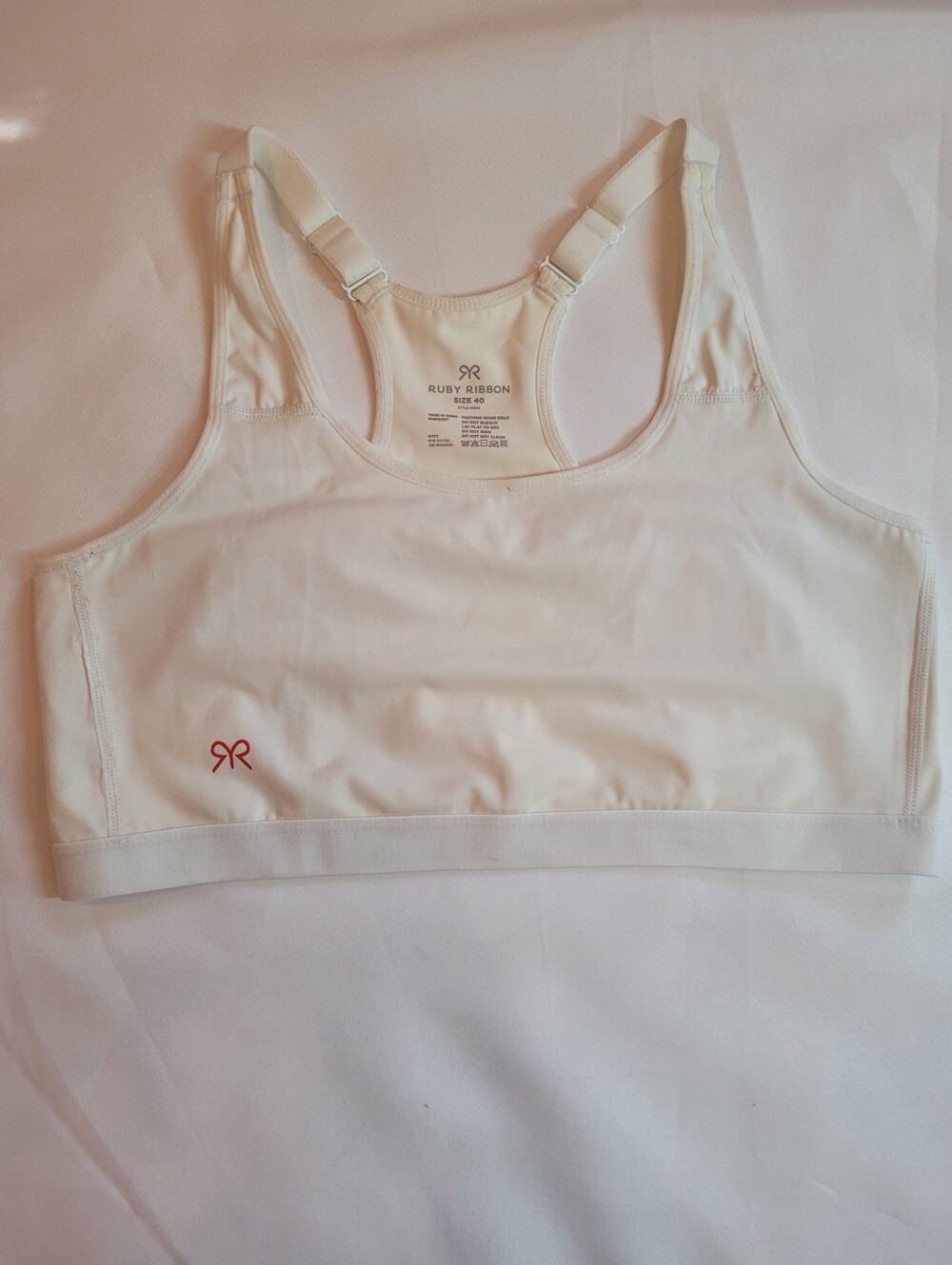 Ruby Ribbon Adjustable Racerback Sports Bra White Size 40